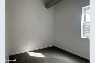 235 East St #210, Pittsfield, MA 01201 - Photo 8