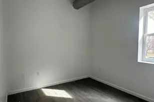 235 East St, Pittsfield, MA 01201 - Photo 8