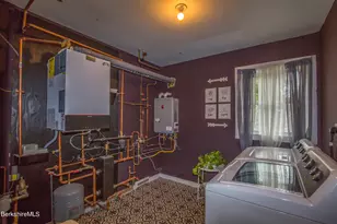 2 Walnut St, Great Barrington, MA 01230 - Photo 12