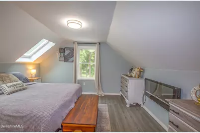 2 Walnut St, Great Barrington, MA 01230 - Photo 20