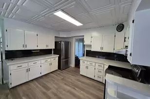 73 Plymouth St, Pittsfield, MA 01201 - Photo 10