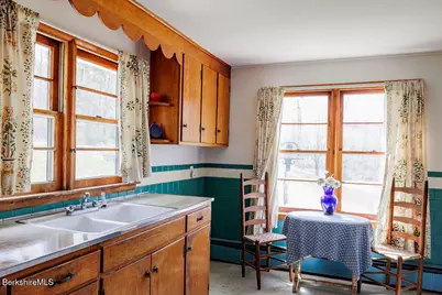 45 Swamp Rd, West Stockbridge, MA 01266 - Photo 16