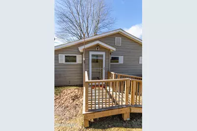 20 Profile St, Lanesborough, MA 01237 - Photo 10