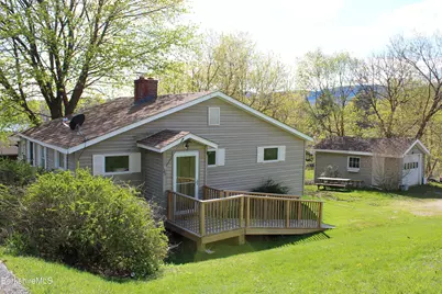 20 Profile St, Lanesborough, MA 01237 - Photo 2
