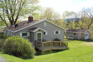 20 Profile St, Lanesborough, MA 01237 - Photo 2