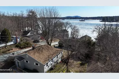 20 Profile St, Lanesborough, MA 01237 - Photo 34