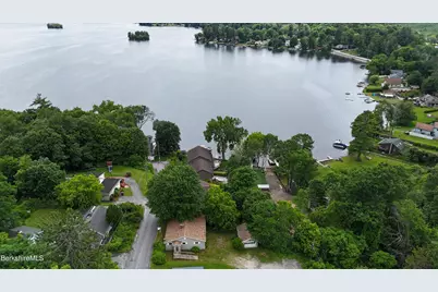20 Profile St, Lanesborough, MA 01237 - Photo 2