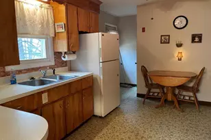 18 Morningview Dr, Pittsfield, MA 01201 - Photo 8