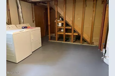 18 Morningview Dr, Pittsfield, MA 01201 - Photo 22