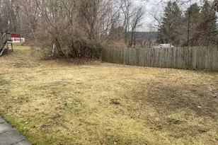 18 Morningview Dr, Pittsfield, MA 01201 - Photo 26