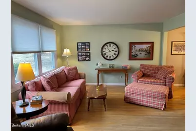 18 Morningview Dr, Pittsfield, MA 01201 - Photo 4