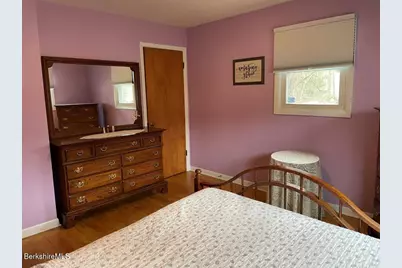 18 Morningview Dr, Pittsfield, MA 01201 - Photo 16