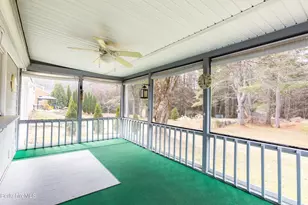 156 E New Lenox Rd, Pittsfield, MA 01201 - Photo 34