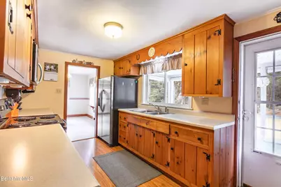 156 E New Lenox Rd, Pittsfield, MA 01201 - Photo 22
