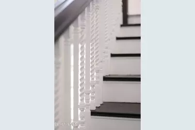 2 Kemble St, Lenox, MA 01240 - Photo 18