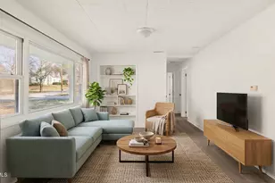 145 Jason St, Pittsfield, MA 01201 - Photo 2