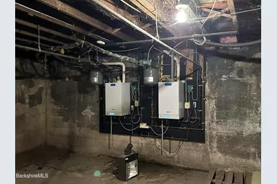 301-309 Fenn St, Pittsfield, MA 01201 - Photo 24