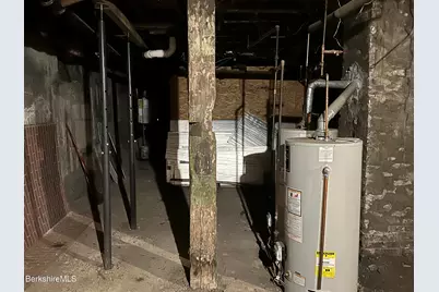 301-309 Fenn St, Pittsfield, MA 01201 - Photo 26