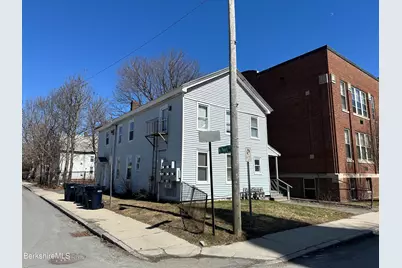 37 Melville St, Pittsfield, MA 01201 - Photo 1