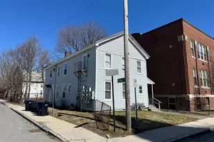 37 Melville St, Pittsfield, MA 01201 - Photo 1