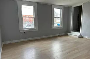 37 Melville St, Pittsfield, MA 01201 - Photo 12