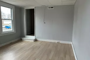 37 Melville St, Pittsfield, MA 01201 - Photo 16