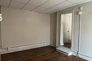 37 Melville St, Pittsfield, MA 01201 - Photo 24