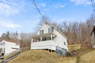 138 Richview Ave, North Adams, MA 01247 - Photo 2