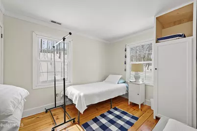 360 Housatonic St, Lenox, MA 01240 - Photo 36