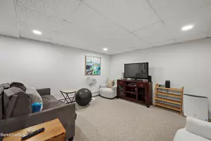 360 Housatonic St, Lenox, MA 01240 - Photo 40