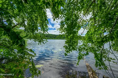 350 Old Cheshire Rd, Lanesborough, MA 01224 - Photo 18