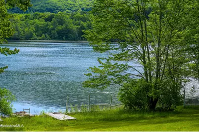 350 Old Cheshire Rd, Lanesborough, MA 01237 - Photo 8