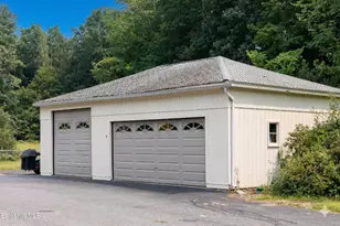 20 Cooper Rd, Great Barrington, MA 01230 - Photo 4