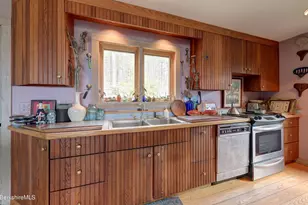 481 Shunpike Rd, Sheffield, MA 01257 - Photo 12