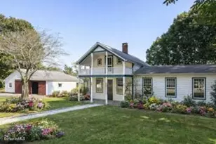 107 S Main St, Sheffield, MA 01257 - Photo 2