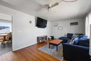 8 Alba Ave, Pittsfield, MA 01201 - Photo 4