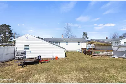 8 Alba Ave, Pittsfield, MA 01201 - Photo 34
