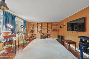 82 Cherry St, North Adams, MA 01247 - Photo 16