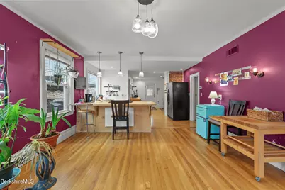 82 Cherry St, North Adams, MA 01247 - Photo 8