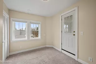 53 Meadowview Dr, Pittsfield, MA 01201 - Photo 36