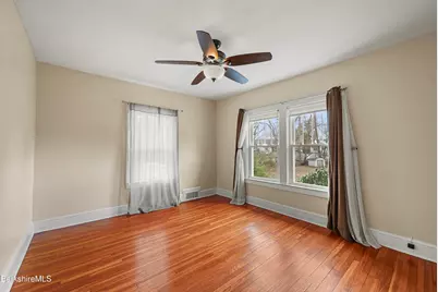 53 Meadowview Dr, Pittsfield, MA 01201 - Photo 34