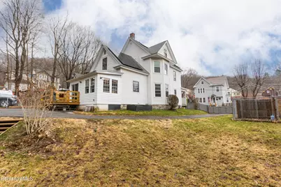 40 Frederick St, North Adams, MA 01247 - Photo 38