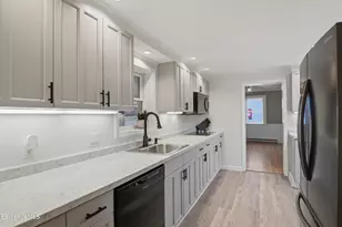 117 Norfolk Rd, New Marlboro, MA 01259 - Photo 10