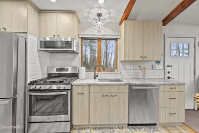 15 Reservoir Rd, Richmond, MA 01254 - Photo 22