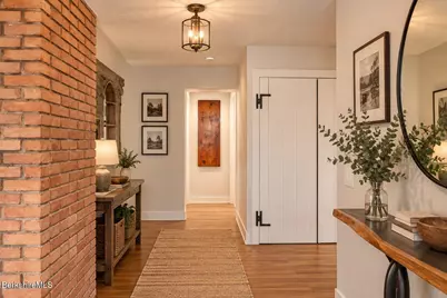 107 S Main St, Sheffield, MA 01257 - Photo 18