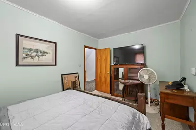 474 Tyler St, Pittsfield, MA 01201 - Photo 14