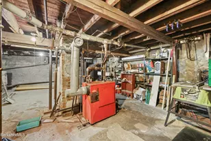 474 Tyler St, Pittsfield, MA 01201 - Photo 24