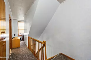 474 Tyler St, Pittsfield, MA 01201 - Photo 12