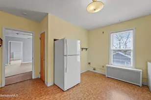 53 Newell St, Pittsfield, MA 01201 - Photo 38