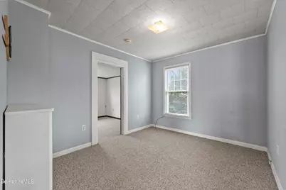 53 Newell St, Pittsfield, MA 01201 - Photo 32